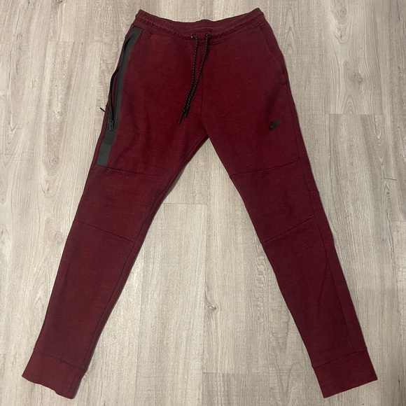 Nike Other - NIKE size Medium sweatpants like new condition!  Nice and thick!